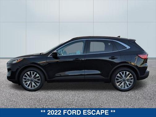 2022 Ford Escape Titanium