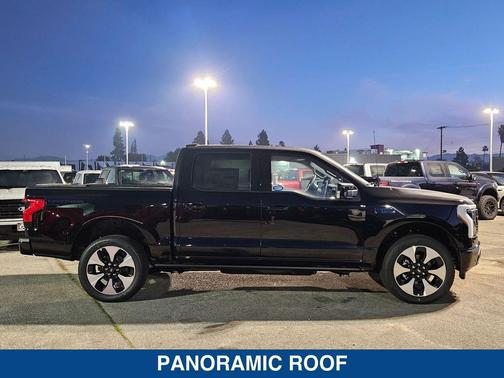 2025 Ford F-150 Lightning Platinum