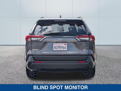 Magnetic Gray Metallic 2019 Toyota RAV4 XLE