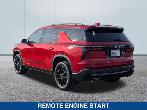 Radiant Red Tintcoat 2024 Chevrolet Traverse LT