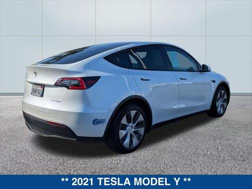 2021 Tesla Model Y Long Range Dual Motor All-Wheel Drive