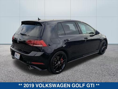 2019 Volkswagen Golf GTI 2.0T S 4-Door