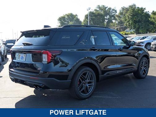 AGATE BLACK METALLIC 2026 Ford Explorer ST