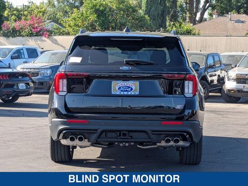 AGATE BLACK METALLIC 2026 Ford Explorer ST