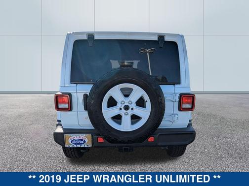 2019 Jeep Wrangler Unlimited Sahara
