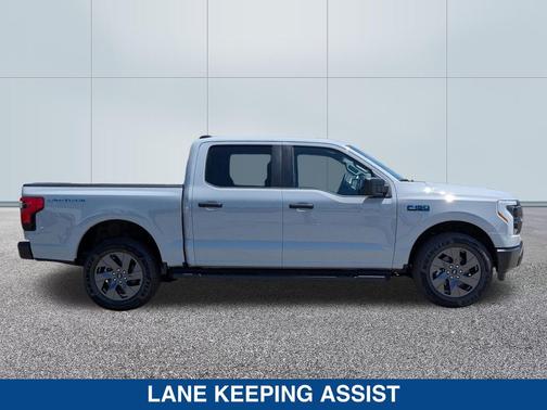 2024 Ford F-150 Lightning Pro