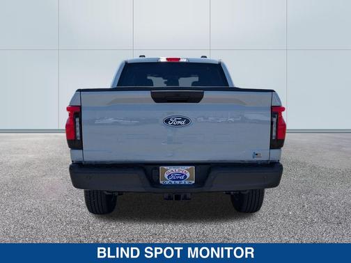 2024 Ford F-150 Lightning Pro