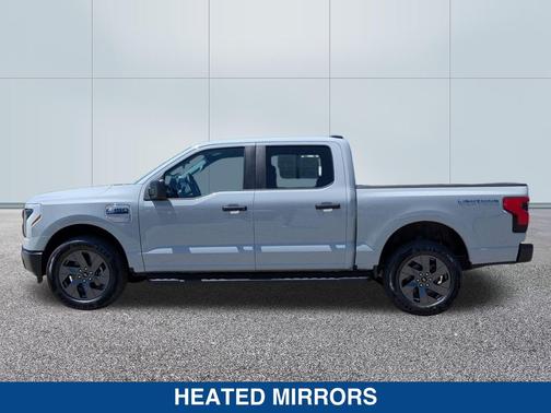 2024 Ford F-150 Lightning Pro