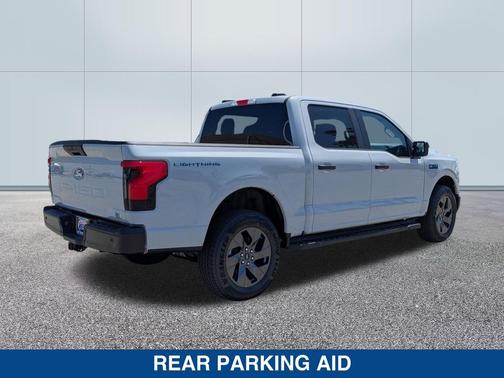 2024 Ford F-150 Lightning Pro