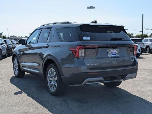 CARBONIZED GRAY METALLIC 2026 Ford Explorer Platinum