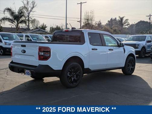 2025 Ford Maverick XLT