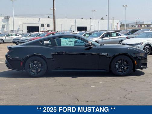 2025 Ford Mustang GT