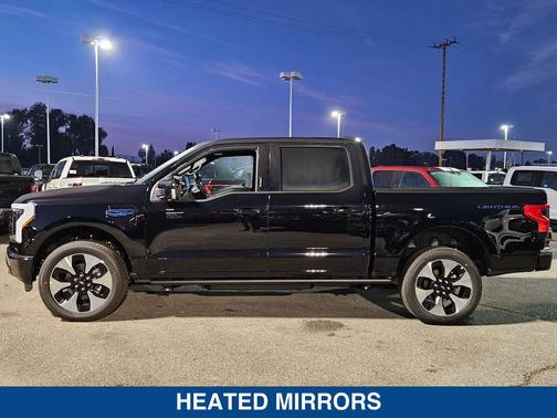 2025 Ford F-150 Lightning Platinum