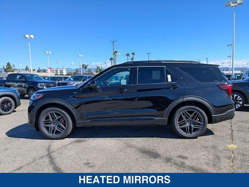 2025 Ford Explorer ST Line