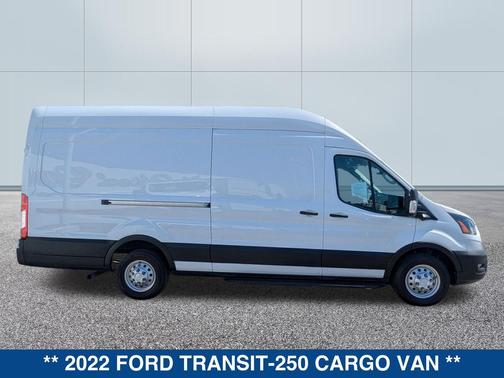 2022 Ford Transit-250 Base