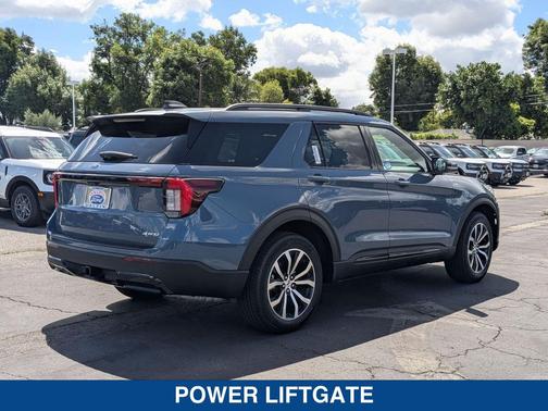 VAPOR BLUE 2026 Ford Explorer ST Line