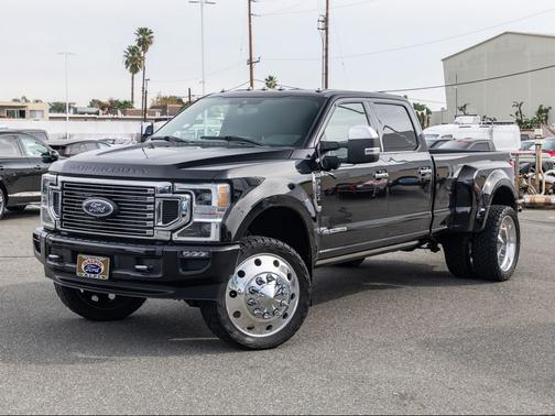 2022 Ford F-350 Platinum