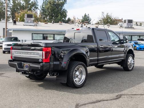 2022 Ford F-350 Platinum