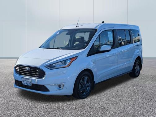 2020 Ford Transit Connect Titanium w/Rear Liftgate