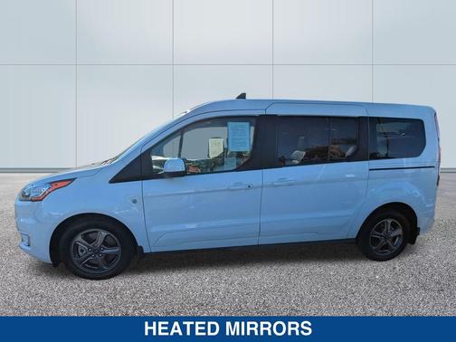 2020 Ford Transit Connect Titanium w/Rear Liftgate