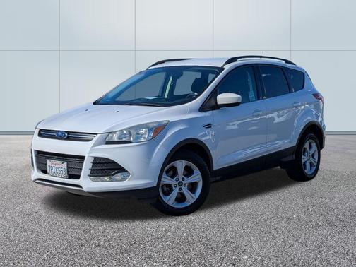 OXFORD WHITE 2016 Ford Escape SE