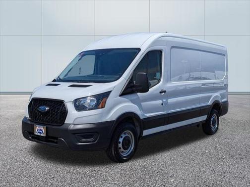 2022 Ford Transit-250 Base