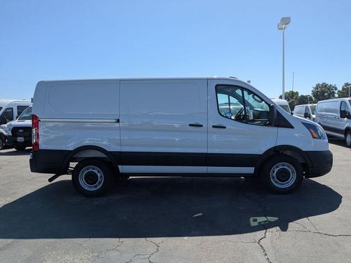OXFORD WHITE 2026 Ford Transit-150 Base