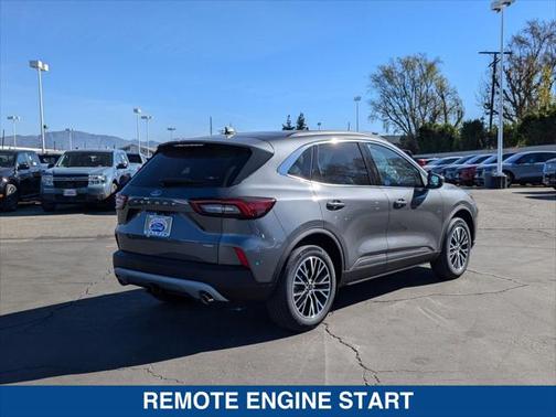2025 Ford Escape PHEV Base