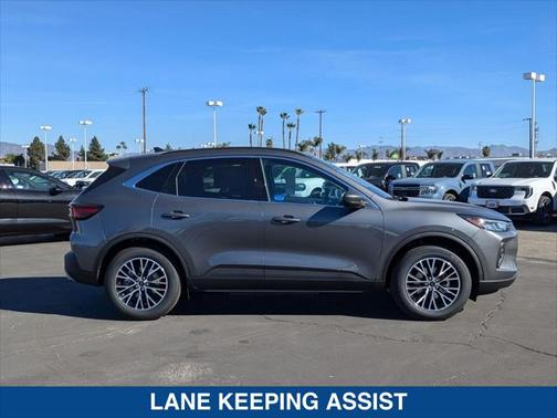 2025 Ford Escape PHEV Base