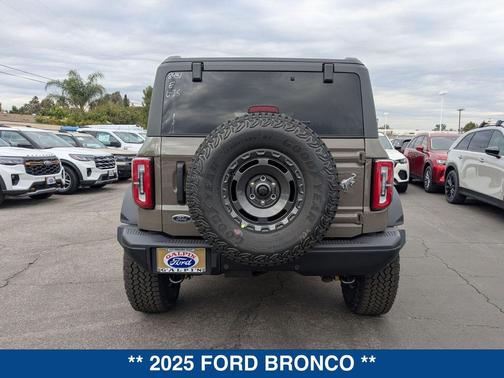 2025 Ford Bronco Badlands