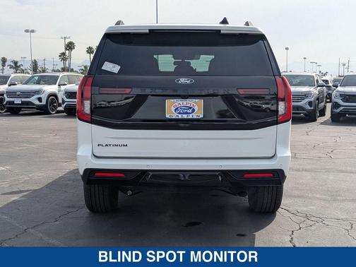STAR WHITE METALLIC 2026 Ford Expedition Platinum