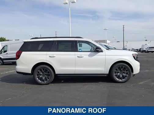 STAR WHITE METALLIC 2026 Ford Expedition Platinum