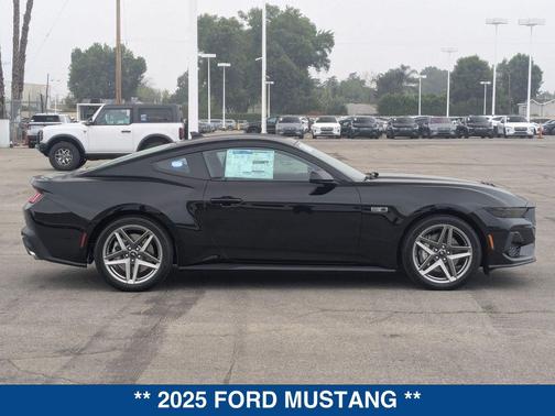 2025 Ford Mustang GT