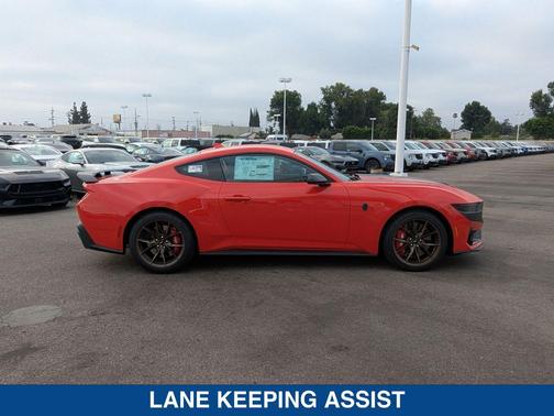 2025 Ford Mustang Dark Horse