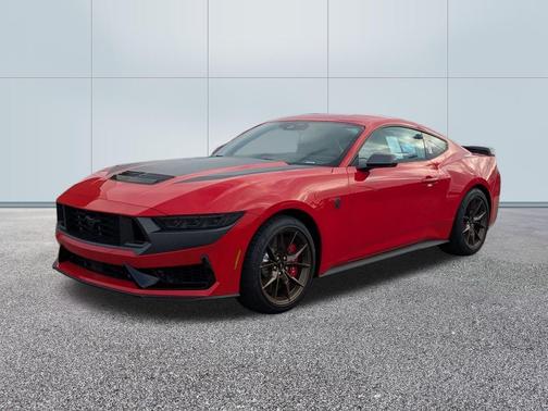 2025 Ford Mustang Dark Horse