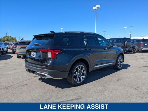 2025 Ford Explorer Platinum