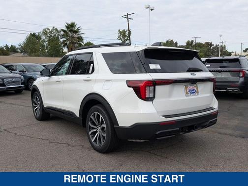 2025 Ford Explorer ST Line