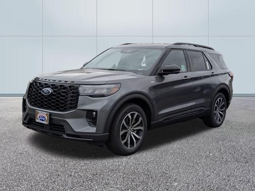 2025 Ford Explorer ST Line