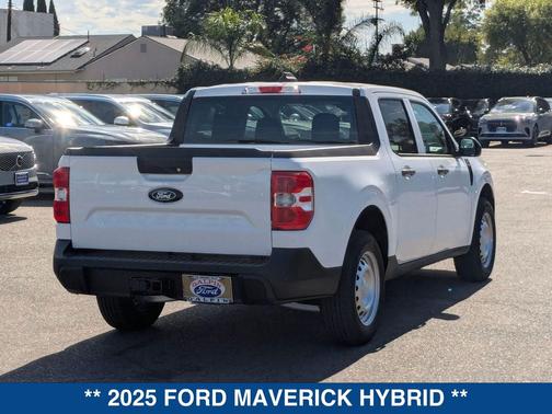 2025 Ford Maverick XL