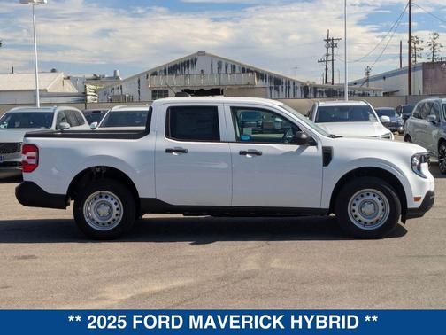 2025 Ford Maverick XL