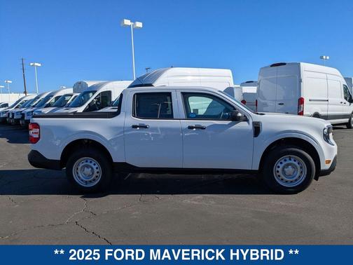 2025 Ford Maverick XL