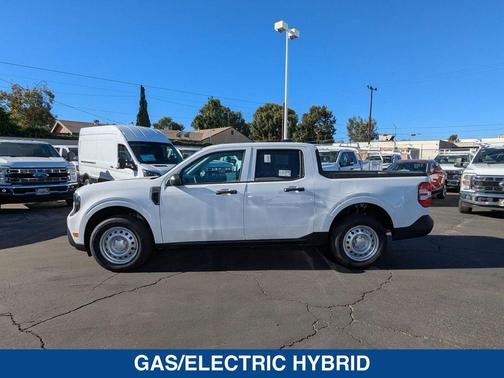 2025 Ford Maverick XL