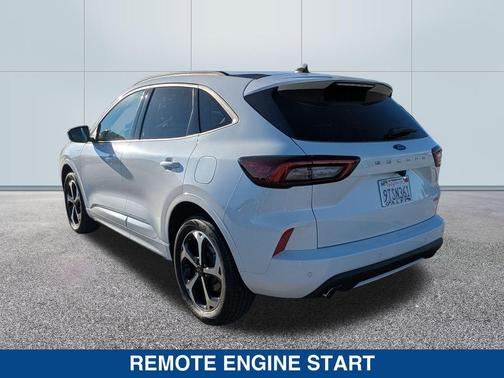 2025 Ford Escape ST-Line Elite