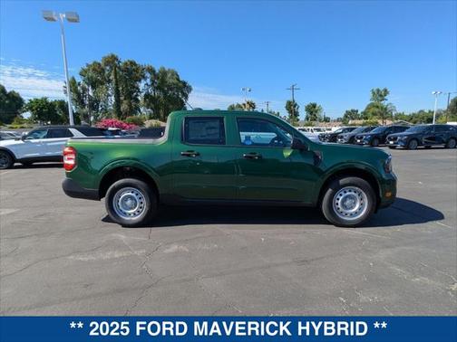 2025 Ford Maverick XL