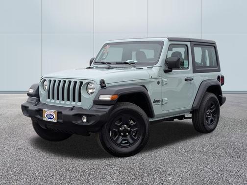 Earl Clearcoat 2023 Jeep Wrangler Sport