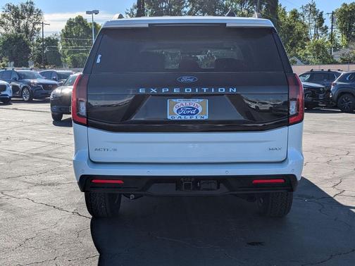 STAR WHITE METALLIC TRI-COAT 2026 Ford Expedition Max Active 4x4