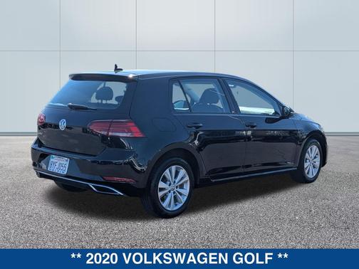 Deep Black Pearl 2020 Volkswagen Golf 1.4T TSI