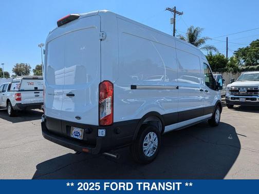 2025 Ford Transit-250 Base