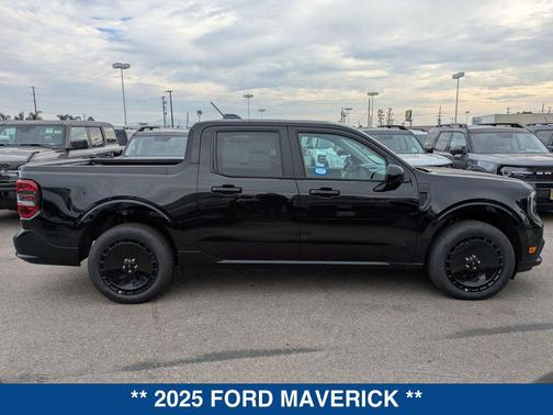 2025 Ford Maverick Lobo