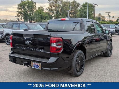 2025 Ford Maverick Lobo